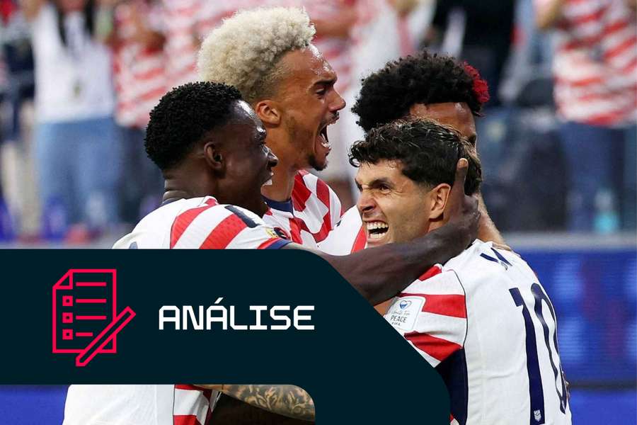EUA passearam contra o Paraguai na abertura do Grupo D da Copa do Mundo EUA passearam contra o Paraguai na abertura do Grupo D da Copa do Mundo