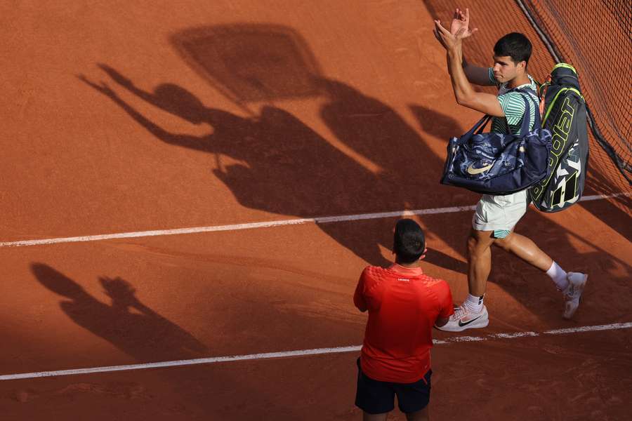 Djokovic aplaude al lesionado Alcaraz