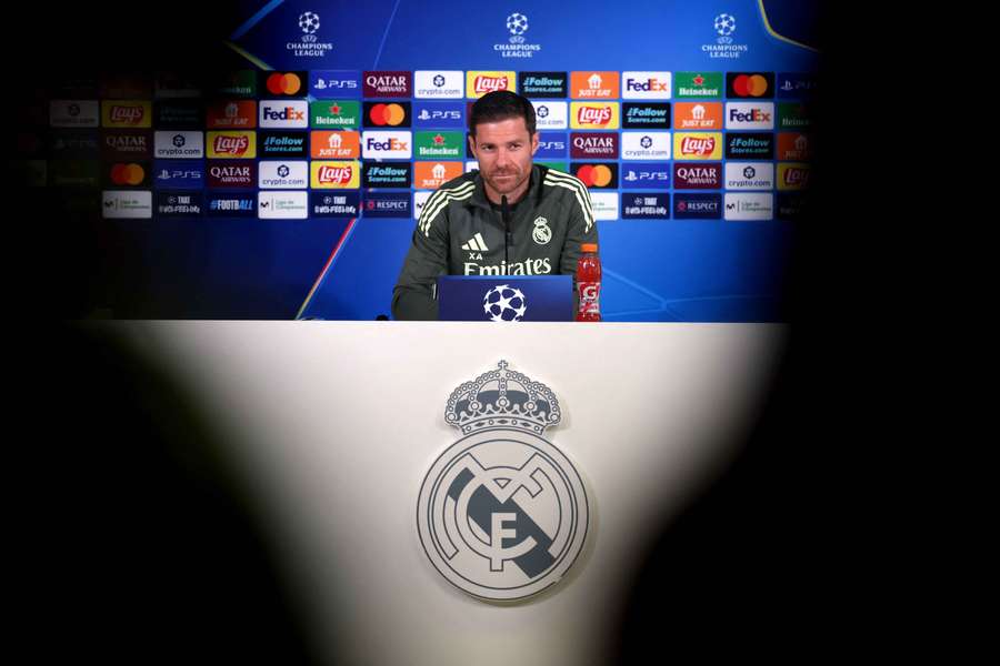 Xabi Alonso in sala stampa Xabi Alonso in sala stampa