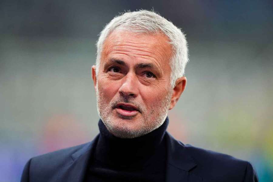 Mourinho po 13 letech opět povede Real Madrid. Mourinho po 13 letech opět povede Real Madrid.