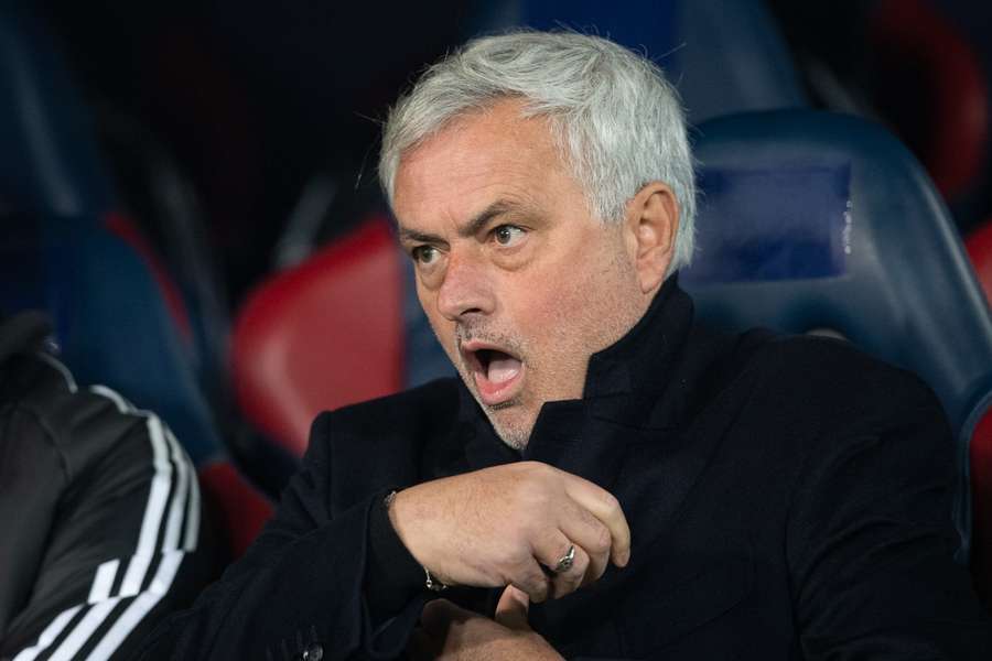 Mourinho: Nie mogę traktować piłkarzy Romy tak, jak traktowałem piłkarzy Chelsea