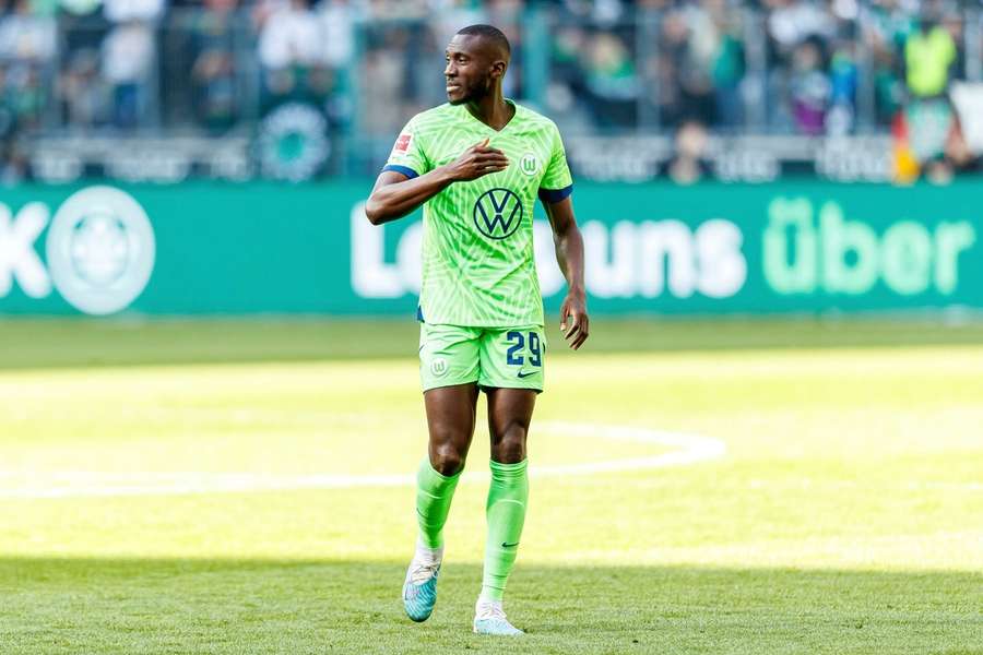 Gespräche über eine "Anschlussbeschäftigung beim VfL Wolfsburg nach Ende Guilavoguis aktiven Karriere laufen", teilte der Klub mit.