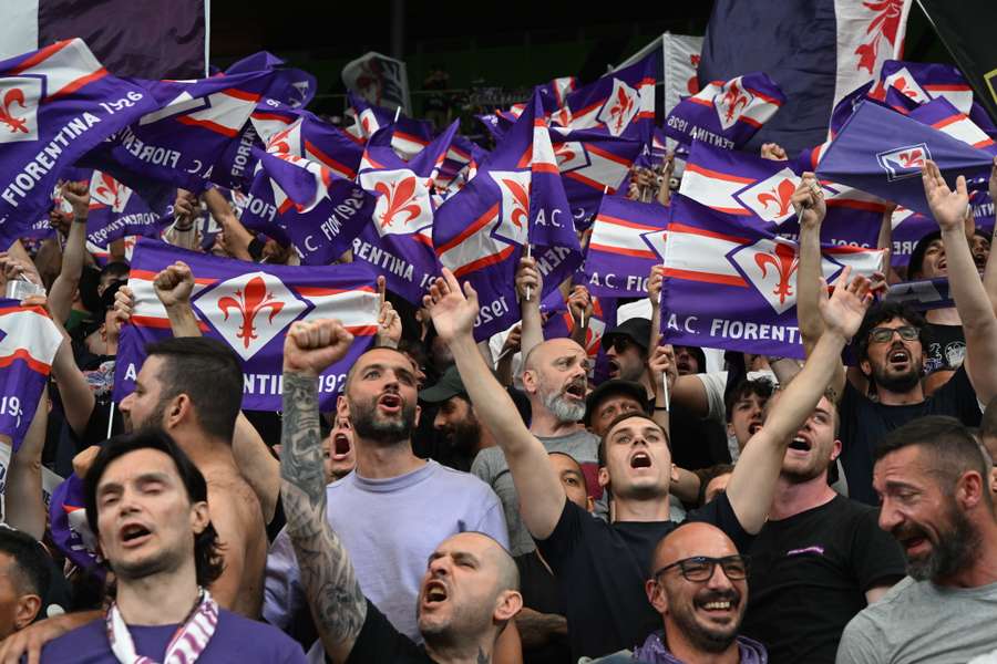 Fiorentina fans are in fine voice ahead of kick-off