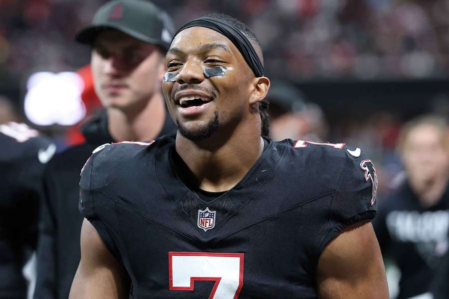 Falcons Bijan Robinson smiling Falcons Bijan Robinson smiling