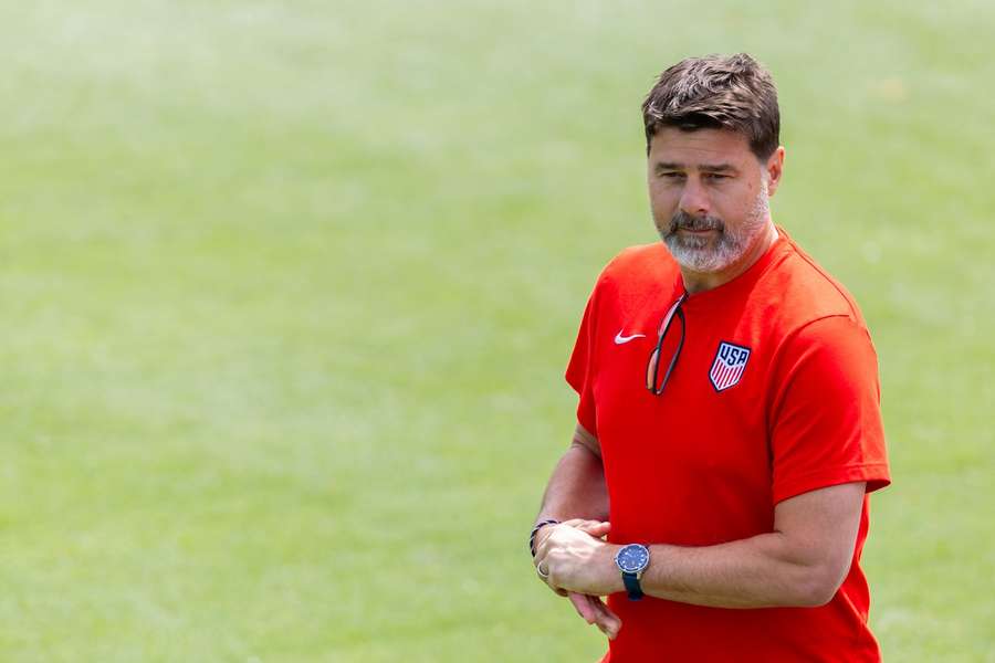 Antrenorul SUA, Mauricio Pochettino, în timpul antrenamentului