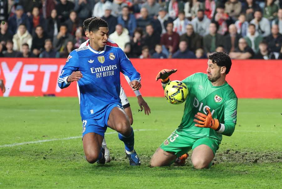 Batalla a pris le meilleur sur Bellingham Batalla a pris le meilleur sur Bellingham