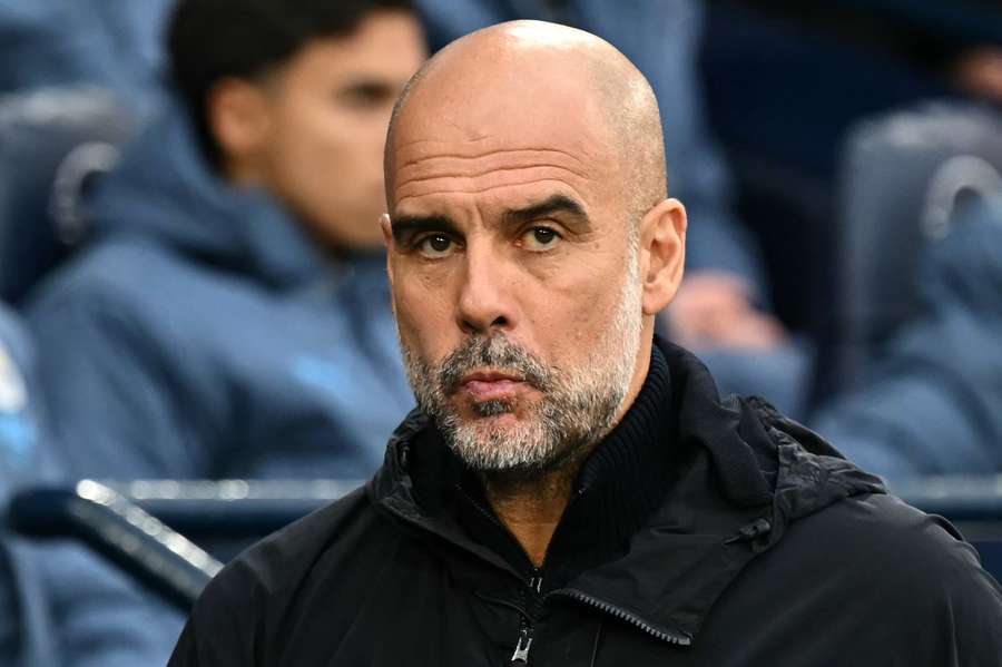 Guardiola mira al futuro