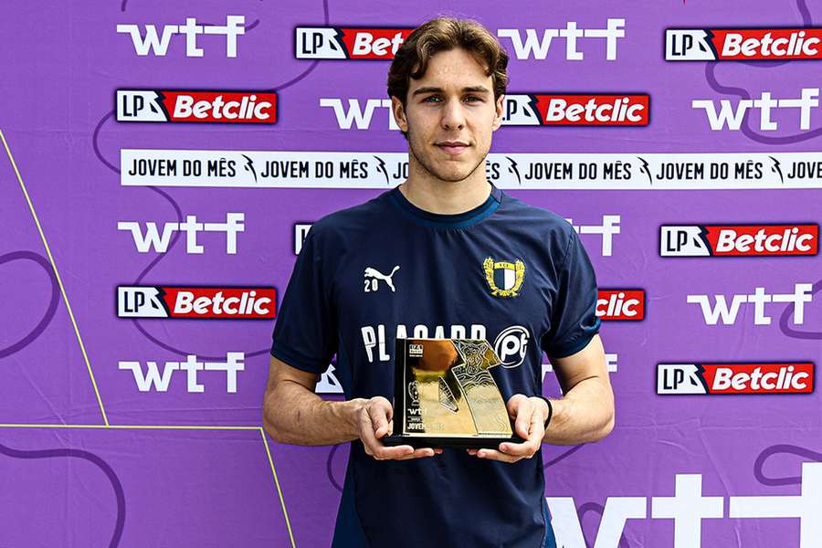 Gustavo Sá foi o melhor jovem do mês de março na Liga