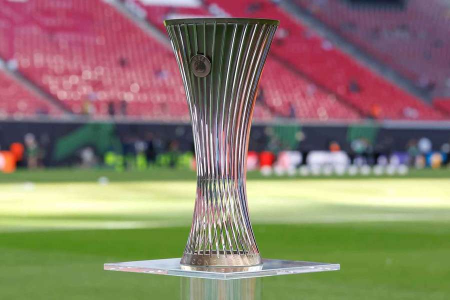 Trofeul Conference League Trofeul Conference League