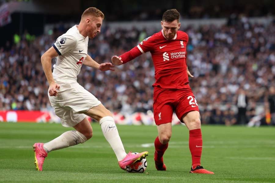 Liverpool defender Robertson hands Scotland concern