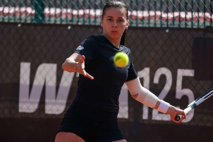 Znakomite mecze i awanse do ćwierćfinałów Chwalińskiej i Klimovicovej w zawodach WTA 125
