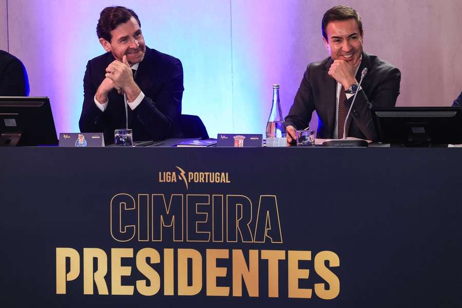 António Salvador (direita) ao lado de André Villas-Boas (esquerda)