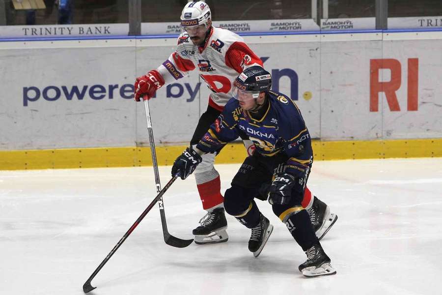Zlínští hokejisté porazili Dynamo Pardubice B 3:2.