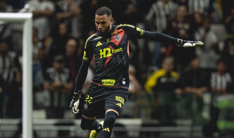 Éverson foi muito importante na vitória do Galo