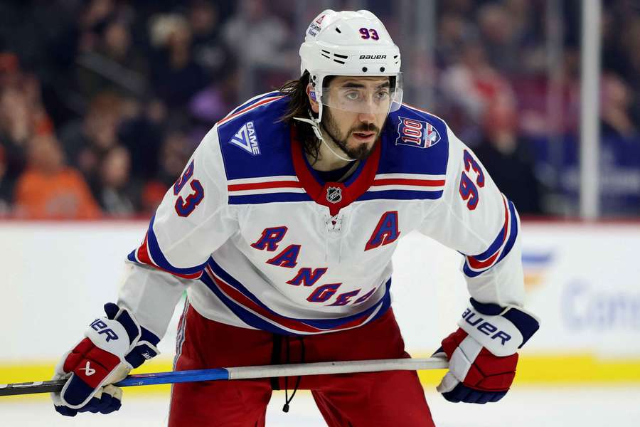 Zibanejad ma już dwa hat-tricki w 2026 roku. Rangers wysoko pokonali Flyers