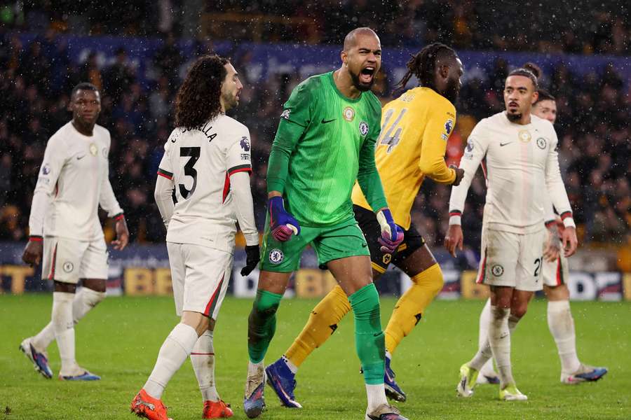Chelsea keeper Sanchez fires Palmer warning at rest of Premier League Chelsea keeper Sanchez fires Palmer warning at rest of Premier League