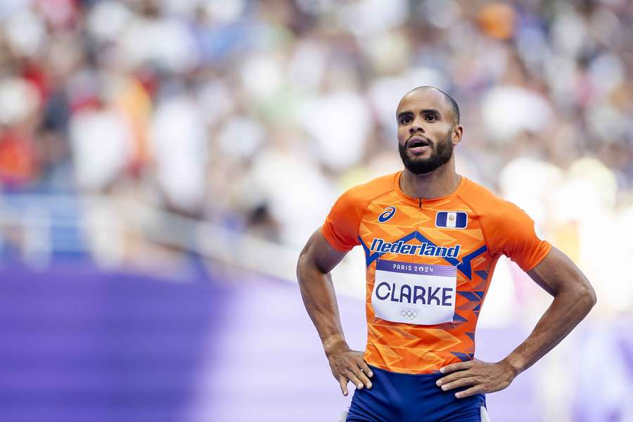 Ryan Clarke liep in het Stade de France een tijd van 1.45,56