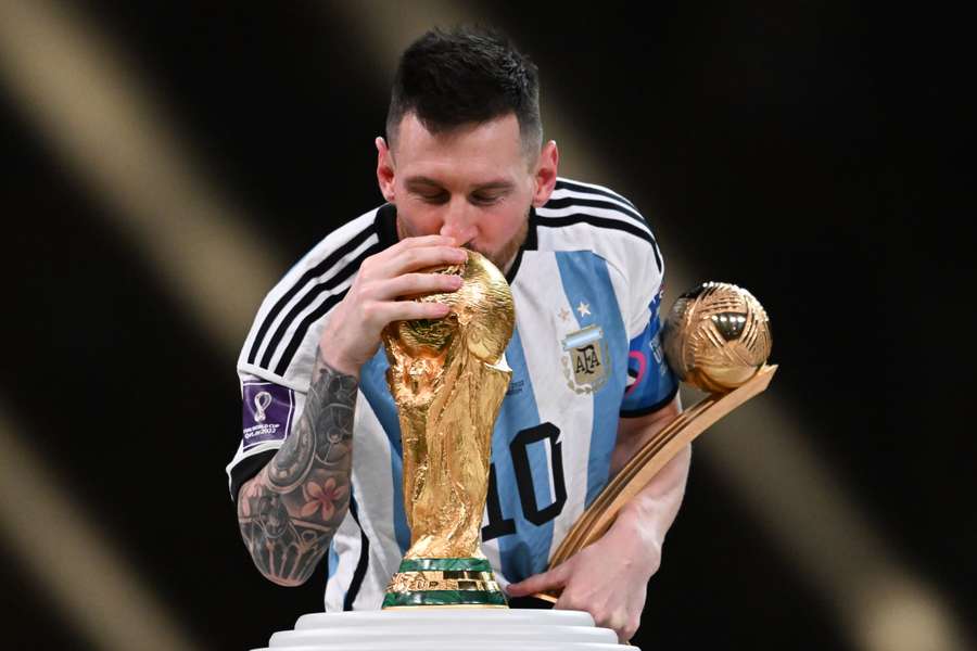 Lionel Messi voltou a conquistar o prémio depois de ser eleito no Mundial do Brasil