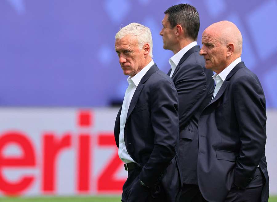 Deschamps in campo