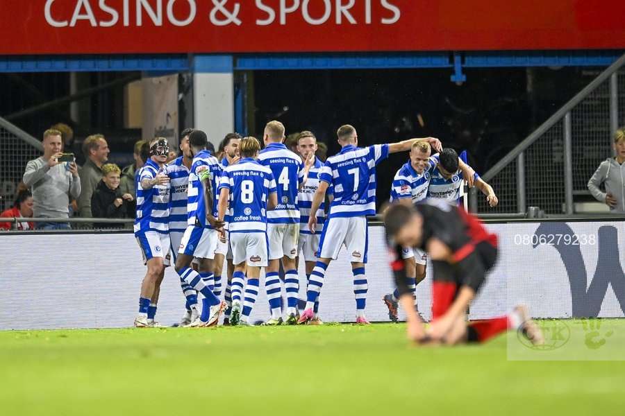 De Graafschap viert de 1-0 van Basar Önal