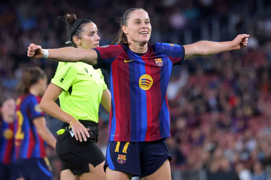 Ewa Pajor świętuje podczas meczu pomiędzy FC Barcelona Femení a Real Madrid CF Femenino. Ewa Pajor świętuje podczas meczu pomiędzy FC Barcelona Femení a Real Madrid CF Femenino.