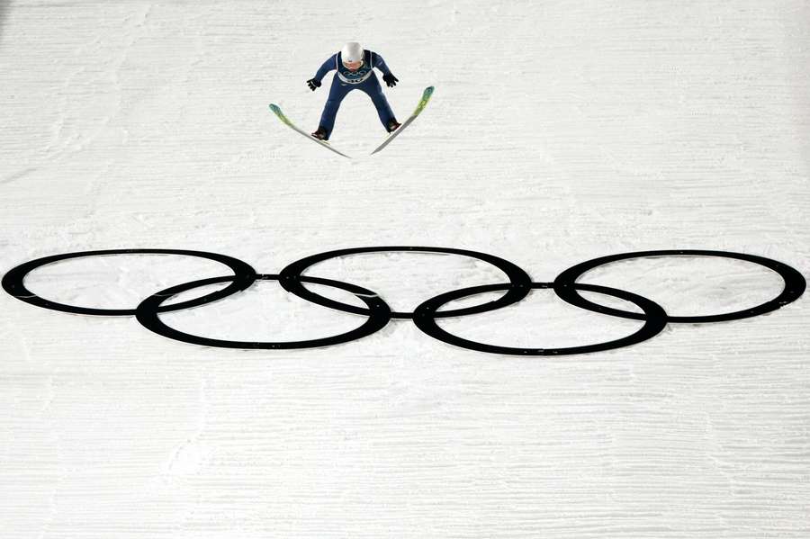 Stoch w czołówce na treningu przed olimpijskim konkursem na dużej skoczni w Predazzo