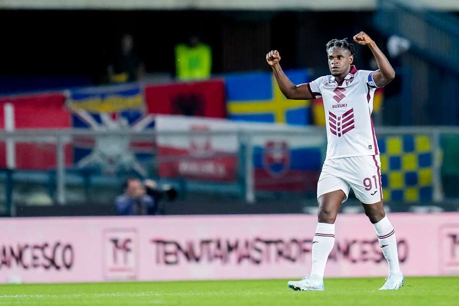 Duvan Zapata fez um dos golos do Torino