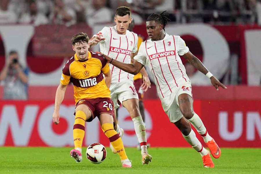 Freiburg hatte mit Motherwell 0,0 Probleme Freiburg hatte mit Motherwell 0,0 Probleme