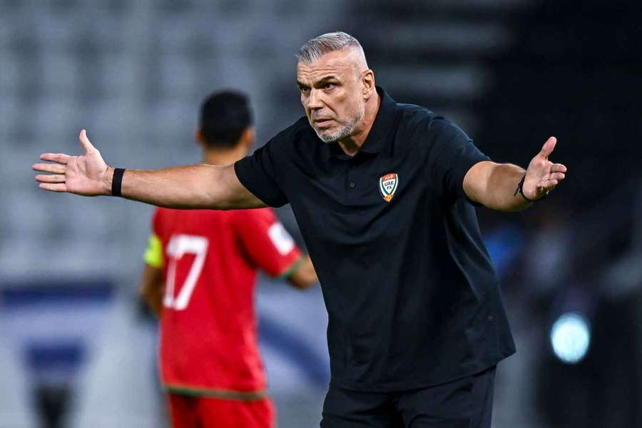 Cosmin Olăroiu Cosmin Olăroiu