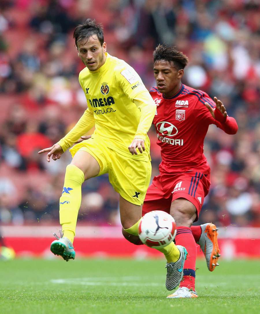 Javi Espinosa en un Villarreal-Lyon