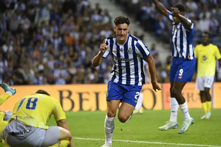 Deniz Gül, avançado de 20 anos do FC Porto