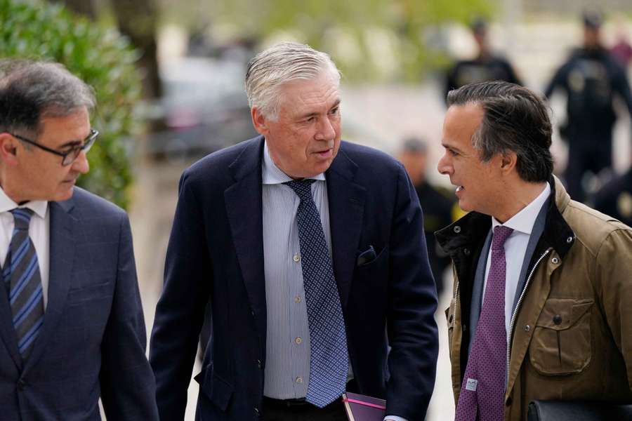 Carlo Ancelotti em tribunal