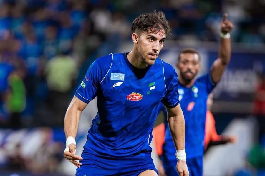 Jorge Fernandes em ação pelo Al Fateh