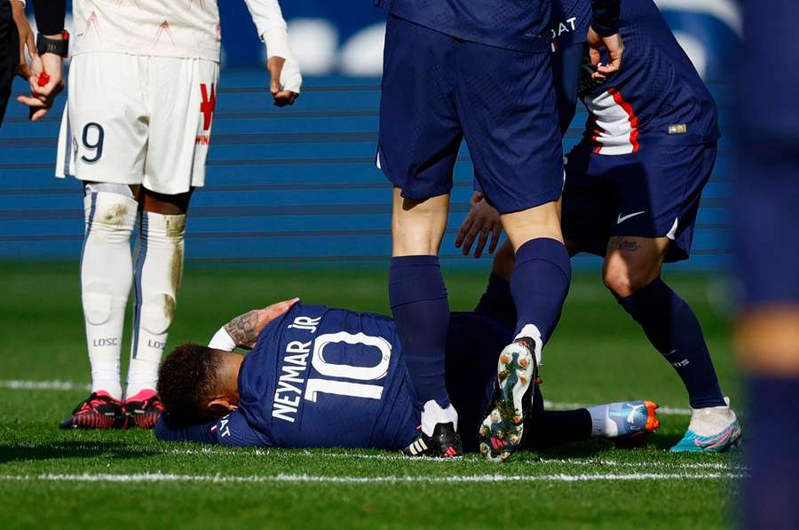 Neymar picked up the injury against Lille in February