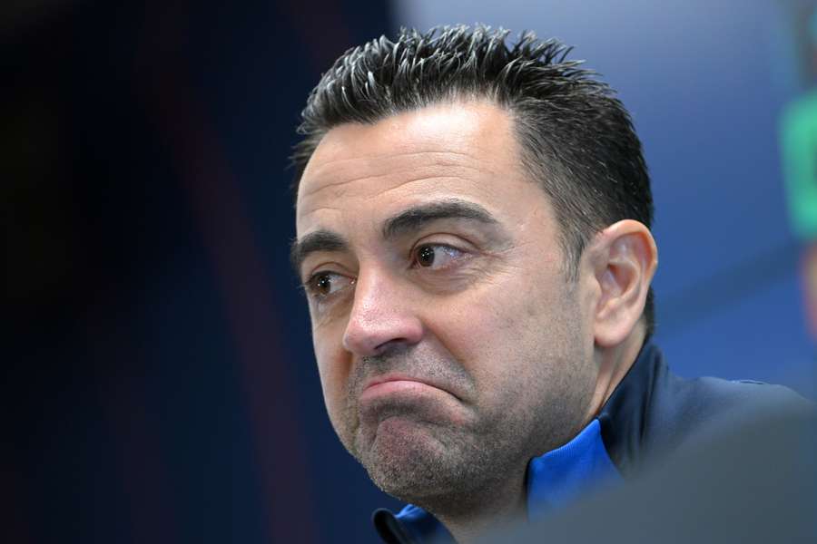 Xavi počas tlačovej konferencie.