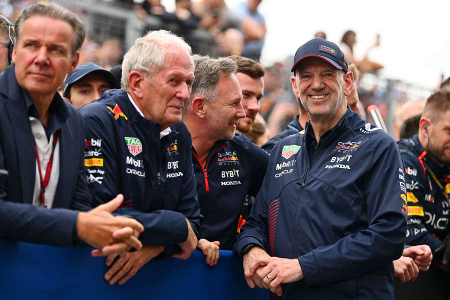 Helmut Marko traz Newey à terra