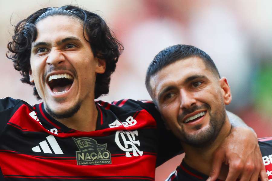 Pedro e Arrascaeta brilharam na goleada do Flamengo