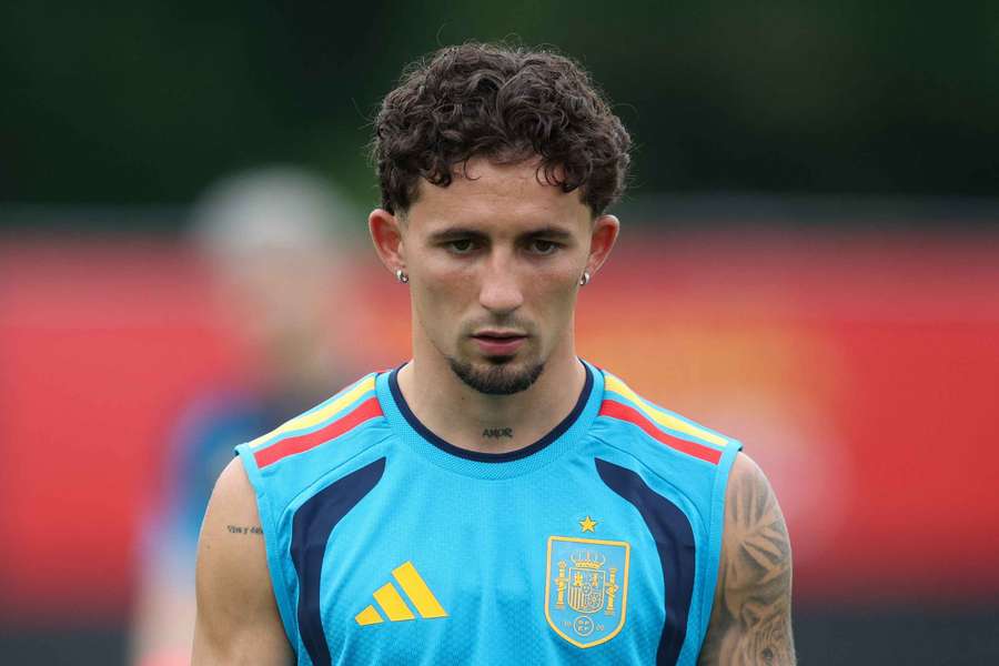 Yéremy Pino, en un entrenamiento con España Yéremy Pino, en un entrenamiento con España
