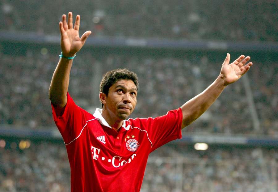 Elber marcou 139 gols em 266 jogos pelo Bayern de Munique