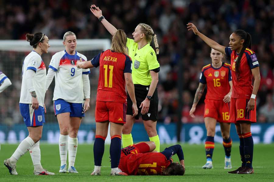 Patri Guijarro, lesionada en Wembley