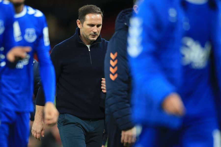 Frank Lampard elogiou exibição dos seus jogadores em Old Trafford