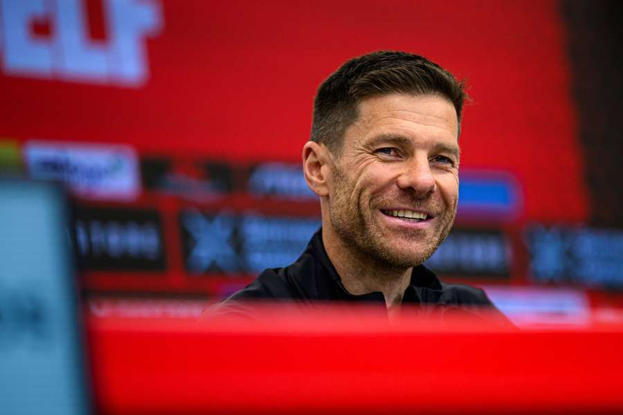 Alonso na conferência de imprensa antes do jogo em Mainz