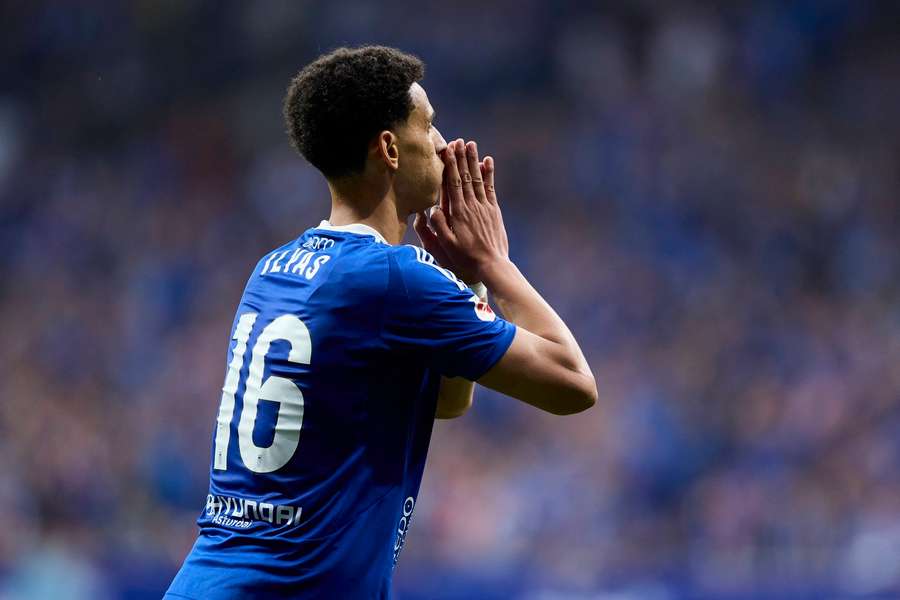 Ilyas Chaira seguirá en el Oviedo