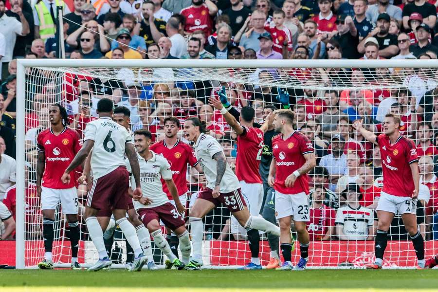 Arsenal's Riccardo Calafiori celebrates his goal against Manchester United on 17th August 2025 Arsenal's Riccardo Calafiori celebrates his goal against Manchester United on 17th August 2025
