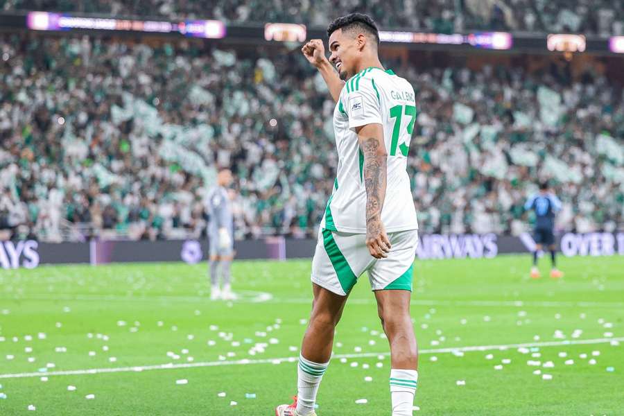 Galeno festeja pelo Al Ahli