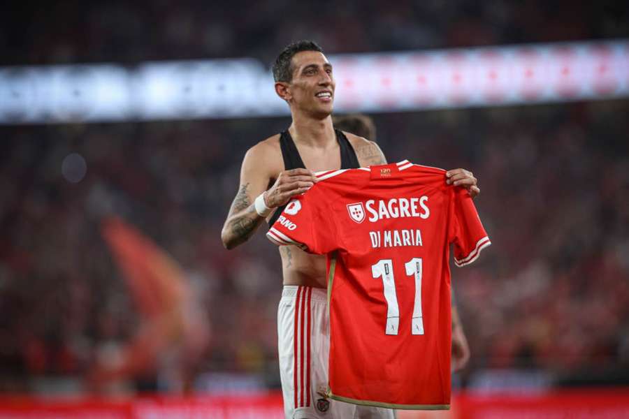 Ronaldo je stroj, Messi má dar od Boha! Di María vyzdvihl Mourinha a odhalil pravdu o konci v Realu Ronaldo je stroj, Messi má dar od Boha! Di María vyzdvihl Mourinha a odhalil pravdu o konci v Realu