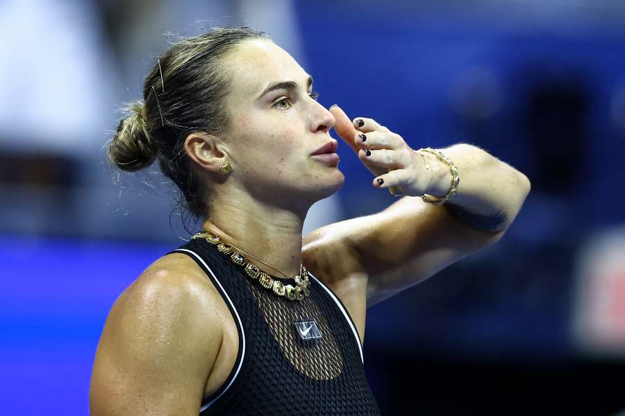 Sabalenková víťazne vykročila za obhajobou trofeje na US Open. Sabalenková víťazne vykročila za obhajobou trofeje na US Open.