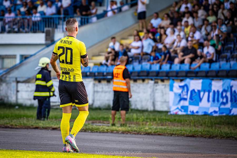 Inter dal doposiaľ štyri góly, až tri z nich strelil Bellás. 