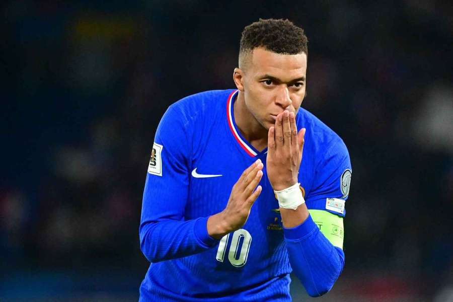 Mbappé pomohol reprezentácii dvomi trefami. Mbappé pomohol reprezentácii dvomi trefami.