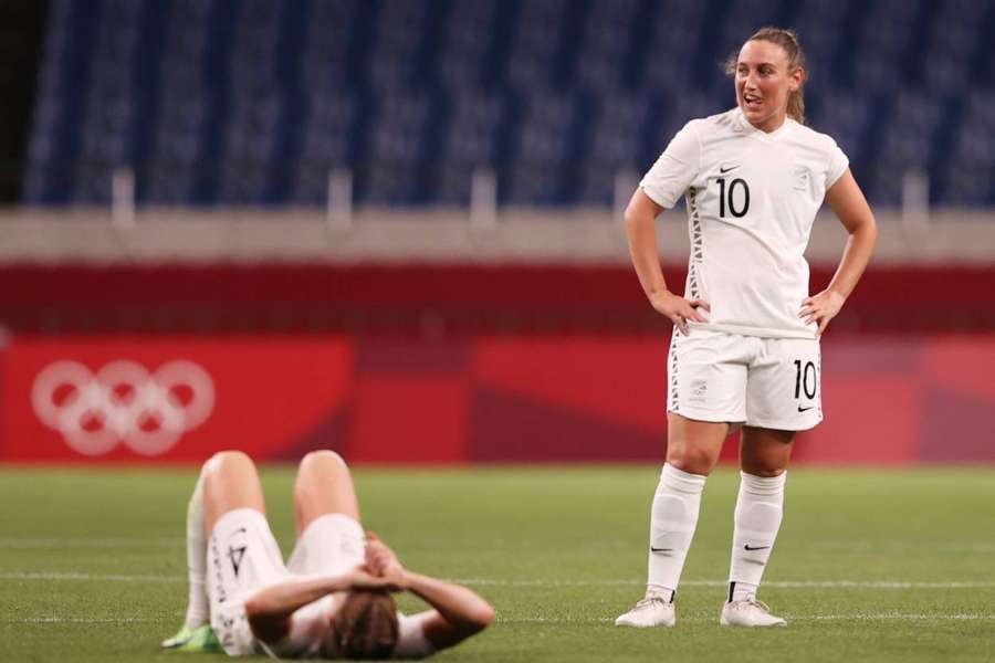 Longo tore her anterior cruciate ligament (ACL) and medial ligaments in her left knee against Mexico last September